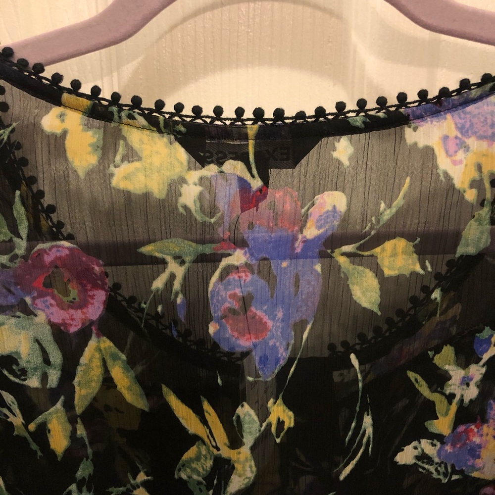 NWT Express cinched waist sleeveless blouse, sz M - Picture 3 of 8